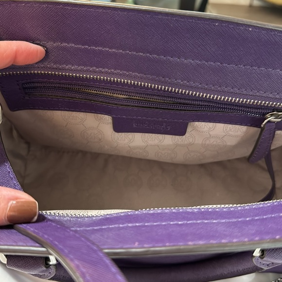 Michael Kors handbag - Picture 2 of 6